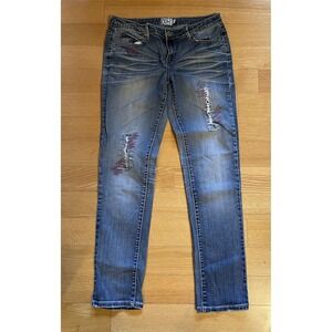 AKDMKS Jeans Womens Size 11 - Distressed Street Jeans RN#130084